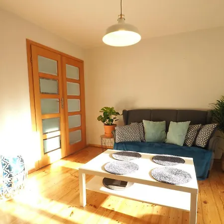 Sunhouse 300 M Beach, 50 M Monte Cassino Apartment Sopot
